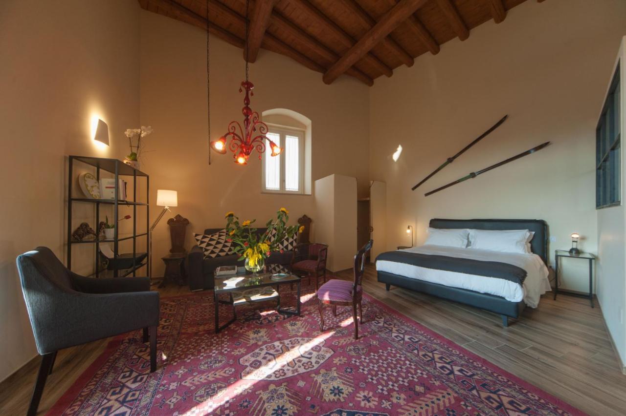 Bed and Breakfast La Soffitta Covelli Trani Zewnętrze zdjęcie